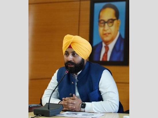 शिक्षा मंत्री हरजोत बैंस ने पंजाब के सरकारी स्कूलों को लेकर किया बड़ा ऐलान