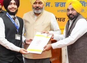 सीएम मान ने तमाम विभागों के 583 नौजवानों को नियुक्ति पत्र सौंपे, कैबिनेट के साथी मंत्री भी रहे मौजूद