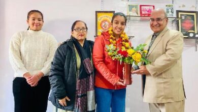 फिरोजपुर की हरफनमौला छात्रा को सीएम से मिली 2 लाख रुपये की प्रोत्साहन राशि