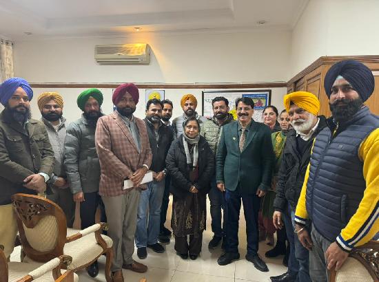 पंजाब राज्य कृषि सेवा सोसायटी कर्मचारी संघ की लंबे समय से चली आ रही हड़ताल का हुआ समाधान