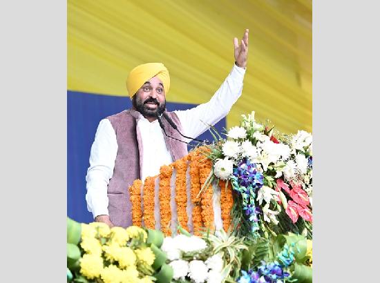 कंटीले तार लगाकर भारत और पंजाब के बीच सीमा न बनाएं केंद्र: सीएम मान