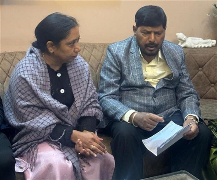 डॉ. बलजीत कौर ने केंद्रीय मंत्री रामदास अठावले के सामने उठाए पंजाब के मुद्दे