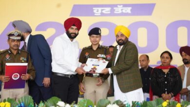 सीएम मान ने अब तक के सबसे बड़े आयोजन में 2487 युवाओं को सौंपे नौकरी पत्र
