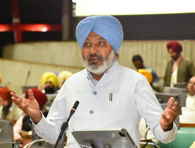मान सरकार ने पंजाब के लोगों से की गई 5 में से 4 गारंटियां 2 साल में पूरी कीं: हरपाल चीमा