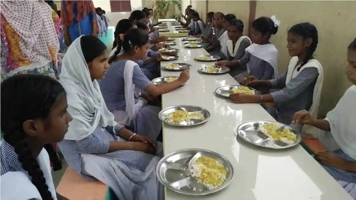 पंजाब के सभी सरकारी स्कूलों में अब हर महीने बदल जाएगा मिड-डे मील का मेन्यू