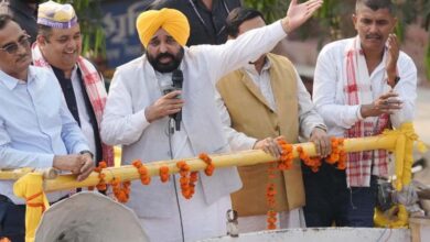 झाड़ू से राजनीतिक गंदगी को करेंगे साफ, बस आप सभी लोग झाड़ू का बटन दबाओ, फिर देखना कमाल: भगवंत मान