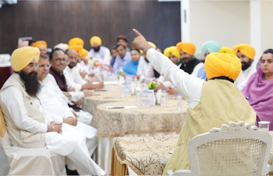 आप पंजाब ने लोकसभा चुनाव के लिए कसी कमर, की मैराथन बैठकें