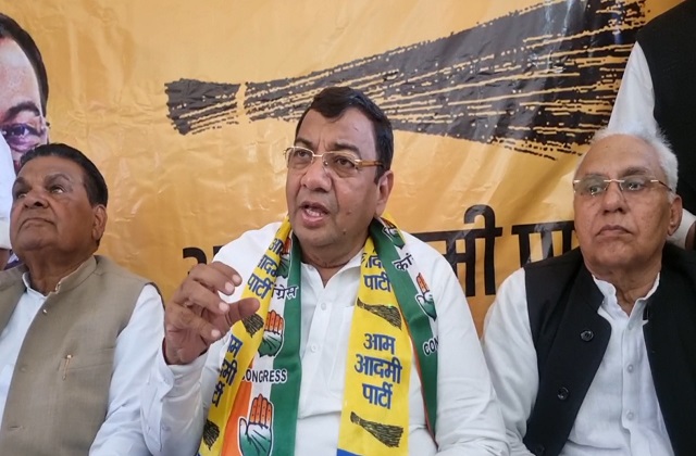 इनेलो भाजपा की ‘बी-टीम’ है, सुशील गुप्ता ने अभय चौटाला पर साधा निशाना