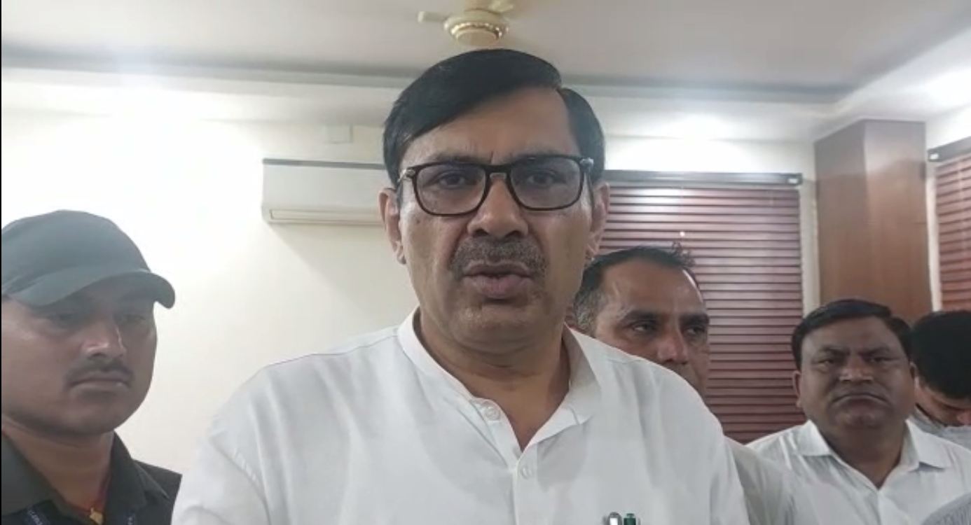 खत्म होगा सरकार और सरपंचों का विवाद, पंचायत राज्य मंत्री ने बता दी तारीख