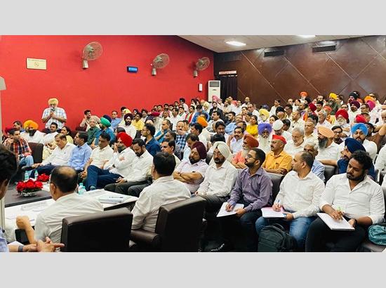 बिजली दरें बढ़ीं तो सड़कों पर उतरेगी आम आदमी पार्टी: डॉ. एसएस अहलूवालिया