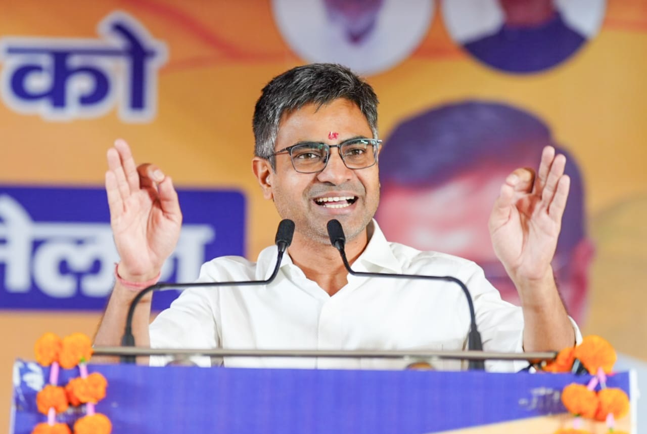 आप के राष्ट्रीय महामंत्री डॉ. संदीप पाठक ने हरियाणा के पदाधिकारियों के साथ की बैठक