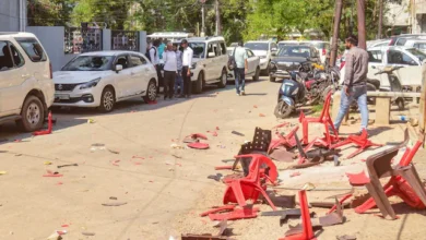 Agra: Attack on SP MP Ramji Lal Suman's house, 10 policemen injured