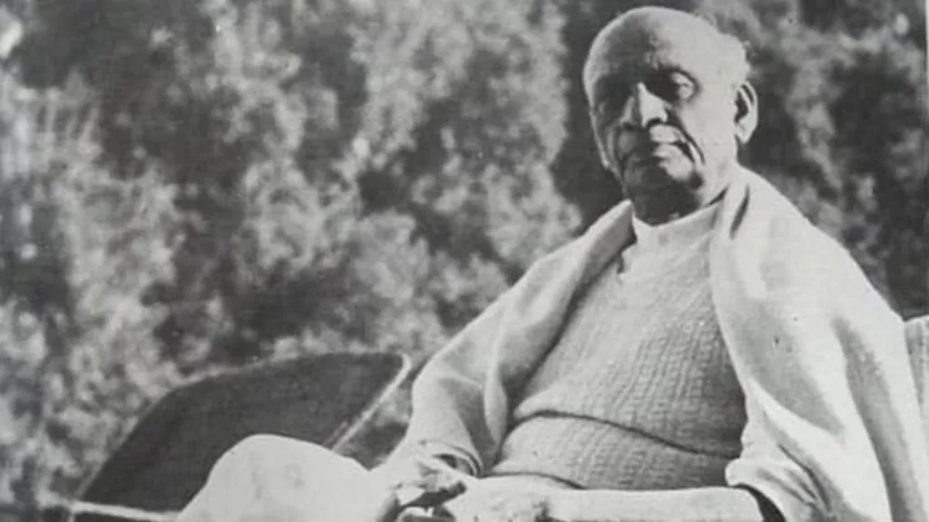 2 years imprisonment to 3 convicts for grabbing Sardar Patel's land