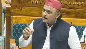 Akhilesh Yadav's convoy was stopped in Aligarh