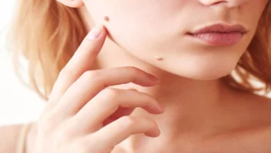 Samudrik Shastra: Specialties of people with mole on their stomach | Know the secret of success