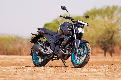Yamaha FZ-S FI Hybrid Review: Mileage, Performance and Features