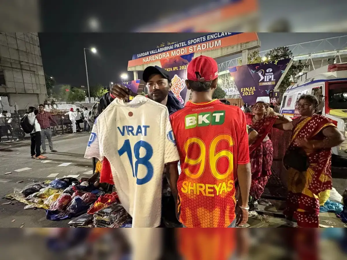 Wankhede Stadium: 261 IPL jerseys worth Rs 6.5 lakh stolen, security manager arrested