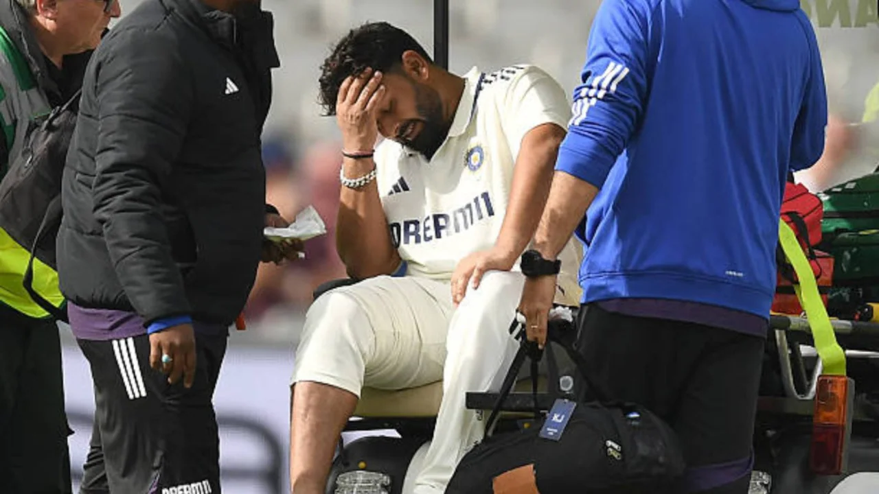 IND vs ENG: Rishabh Pant injured, out of the field for 6 weeks, a concern for India