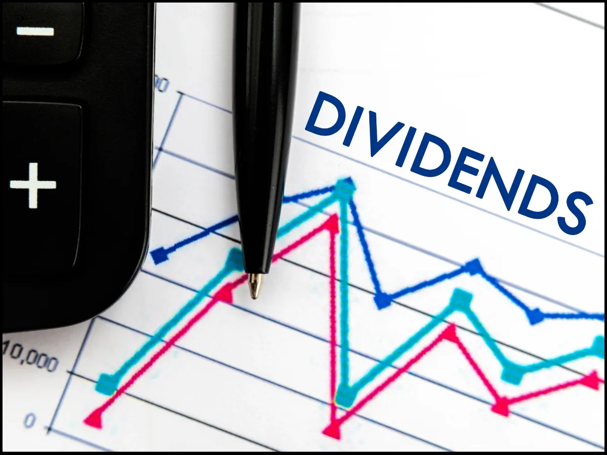 Nadar family is number one in earning 9906 crores from dividend