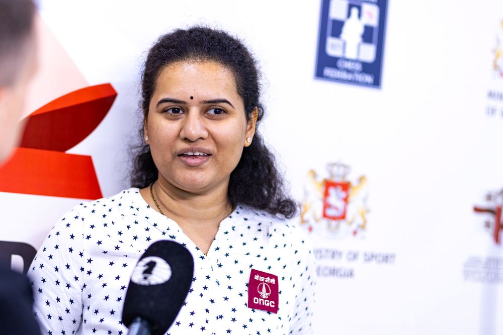 Koneru Humpy wins first game in FIDE Women's World Cup quarterfinal