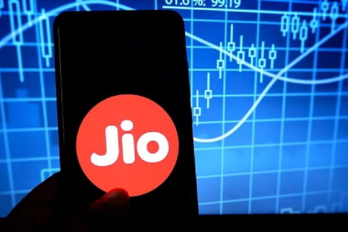 Jio's cheapest annual plan: Eliminate the hassle of frequent recharges