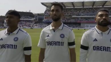 IND vs ENG 2nd Test: Why did the players wear black bands?