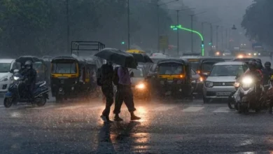 Heavy rain alert in Delhi-UP, devastation in Himachal