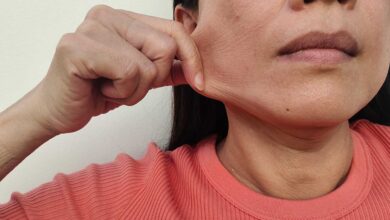 Remove facial wrinkles with these 5 facial yoga and get tight skin
