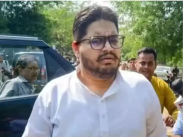Mukhtar Ansari's younger son arrested from Lucknow: Ghazipur police caught him from MLA Bhai Abbas's residence
