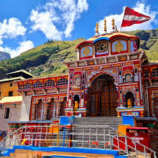 बद्रीनाथ यात्रा: व्यास गुफा, भीम पुल सहित 5 दर्शनीय स्थल जरूर देखें