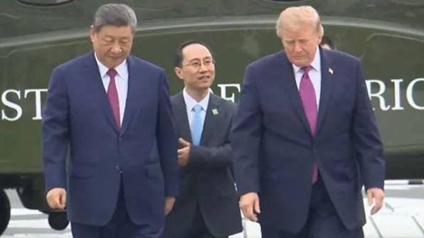 Trump-Xi Jinping Meeting: ट्रंप ने शी चिनफिंग को कराई Marine One की सैर, दिखाया नया हेलिपैड