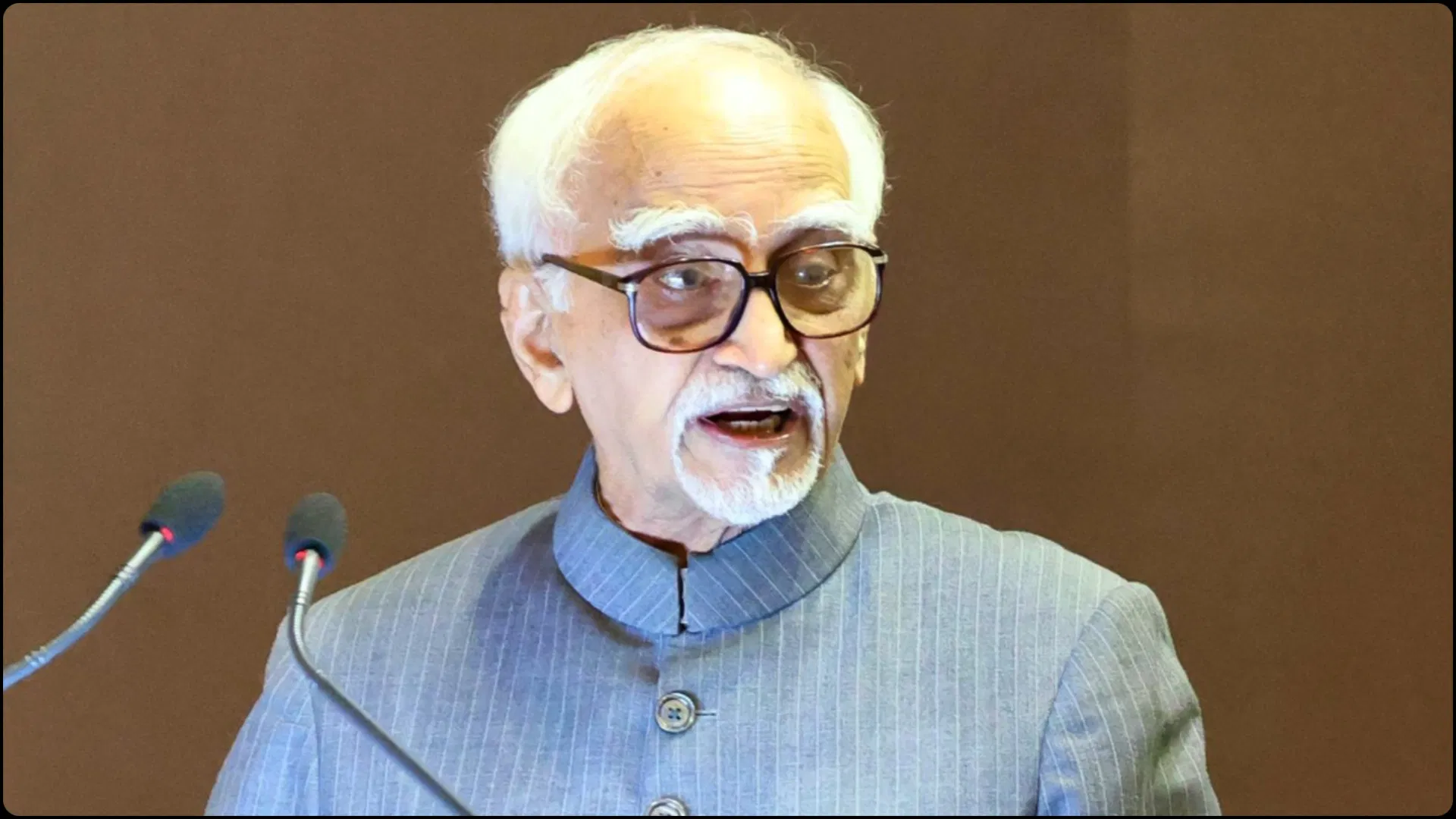 हामिद अंसारी के बयान पर किरेन रिजिजू का पलटवार, जानें विवाद