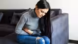 पीरियड्स में Blood Clots कब सामान्य और कब चिंता की बात?