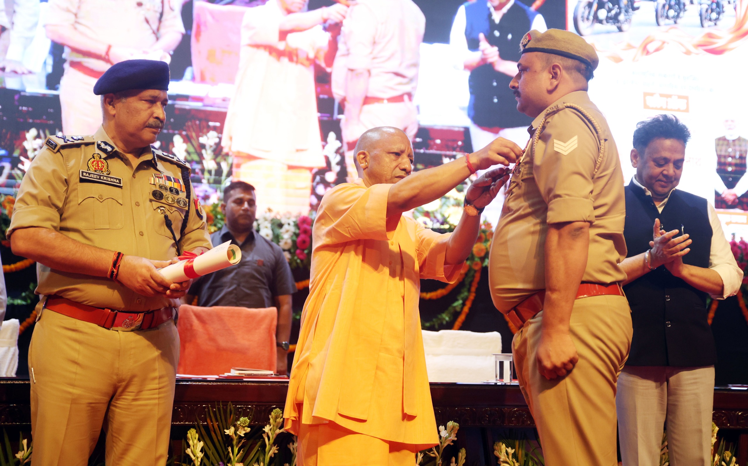 वीरता पदक पाकर बोले पुलिसकर्मी- अत्याधुनिक संसाधनों से मजबूत हुई पुलिसिंग, जनता में बढ़ा सुरक्षा का भरोसा